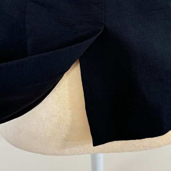 Elegant Black Women's Vest - Picture 10 of 12